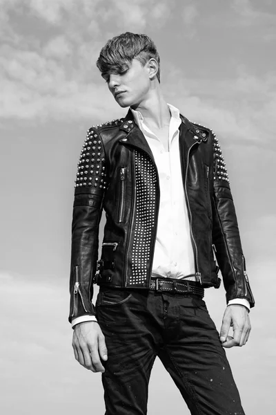 Look 8